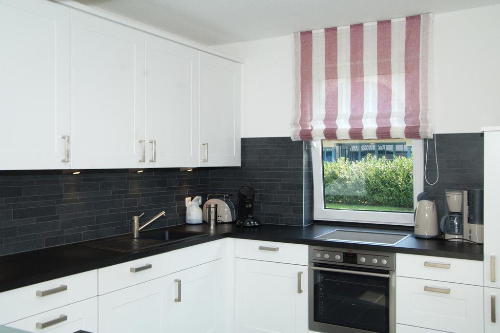 Ferienhaus Emmely Nur Wenige Gehminuten Zum Strand Ruhig Glowe Extérieur photo